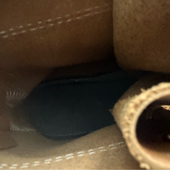 L.L.Bean Women’s Bean Boots - Picture 5 of 5